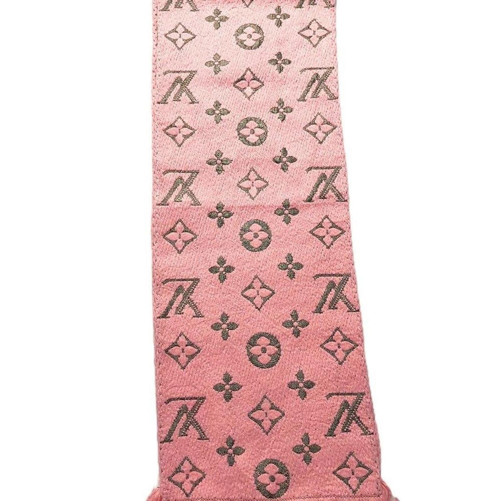 Louis Vuitton LV Pink Silver Shine Monogram Logomania Scarf Pre-Owned - Picture 5 of 8